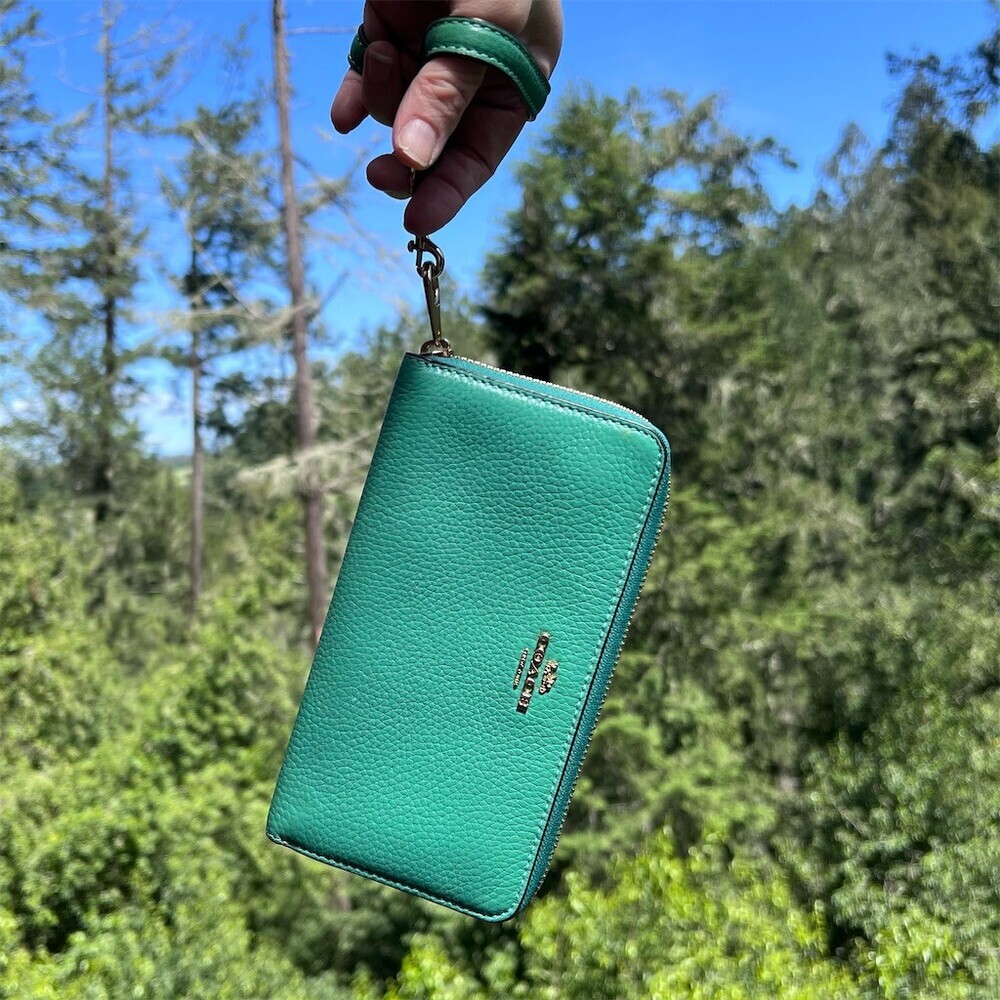 COACH Long Zip-Around Green Pebble Leather Wallet with Gold Hardware AUTHENTIC